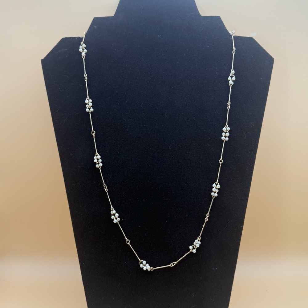 Vintage Avon Necklace Faux Pearl Cluster Gold Tone Chain 23” Signed